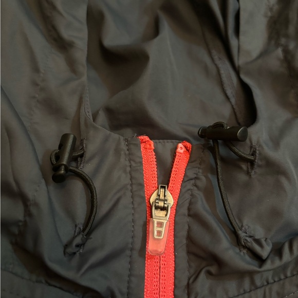 ASICS womens small weather proof rain coat w/ hood adjustable waste draw string - Picture 4 of 7